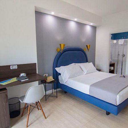 Mako Sorrento Suites Eksteriør billede