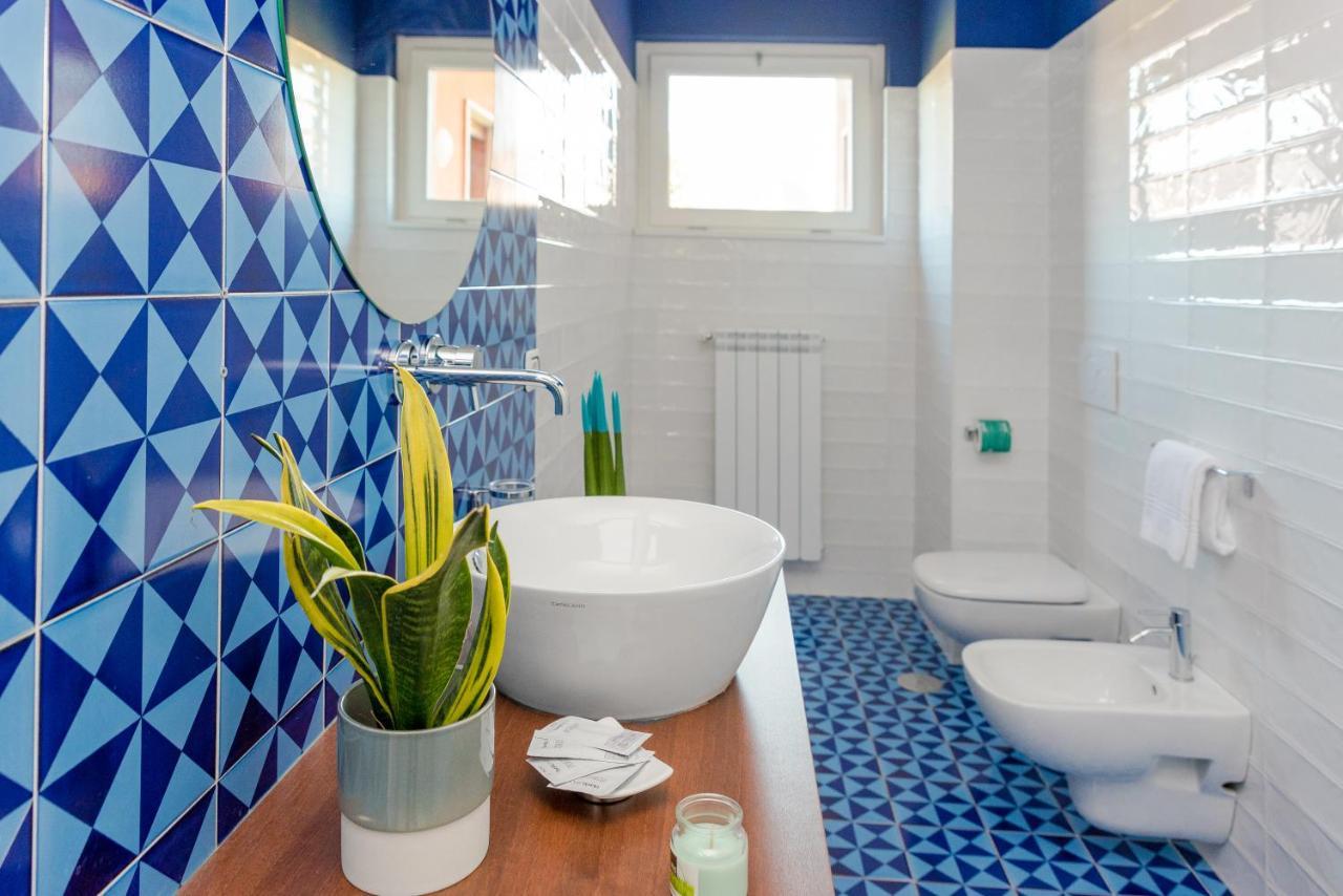Mako Sorrento Suites Eksteriør billede